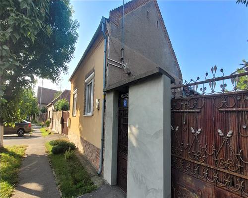 Casa cu 5 camere,plan parter,Oradea,Episcopia Bihor